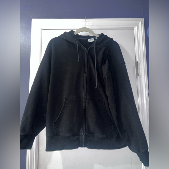 Aritzia Other - Aritzia Black Full-Zip Hoodie with Drawstring